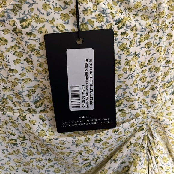 Pretty Little Thing Dress NWT - Picture 6 of 7